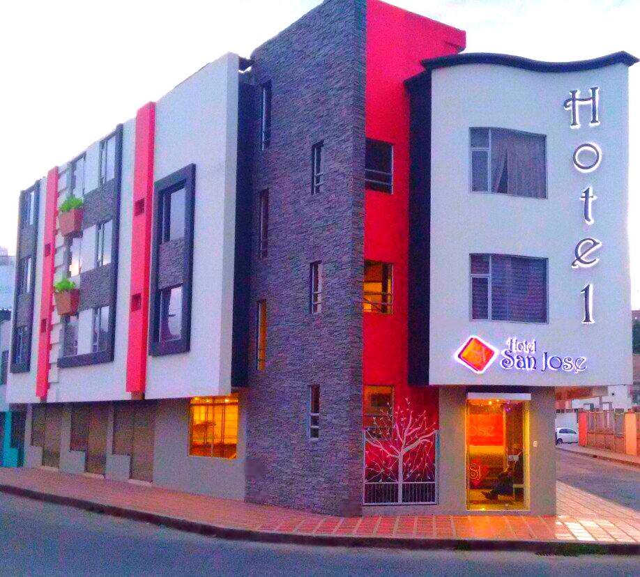 Hotel San Jose איפיאלס מראה חיצוני תמונה